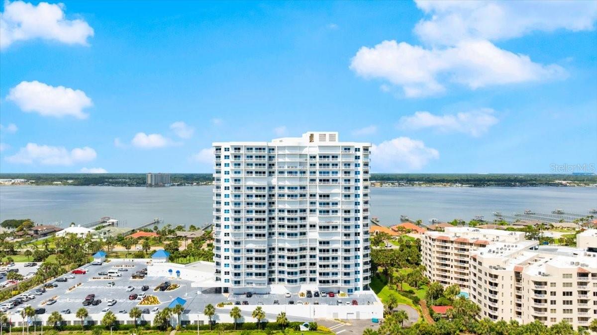 2 OCEANS WEST BLVD #702, DAYTONA BEACH, FL — photo 2
