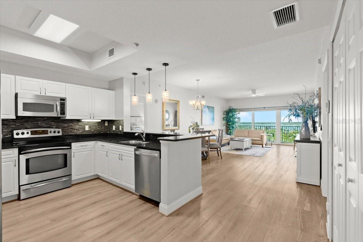 2 OCEANS WEST BLVD #702, DAYTONA BEACH, FL — photo 3