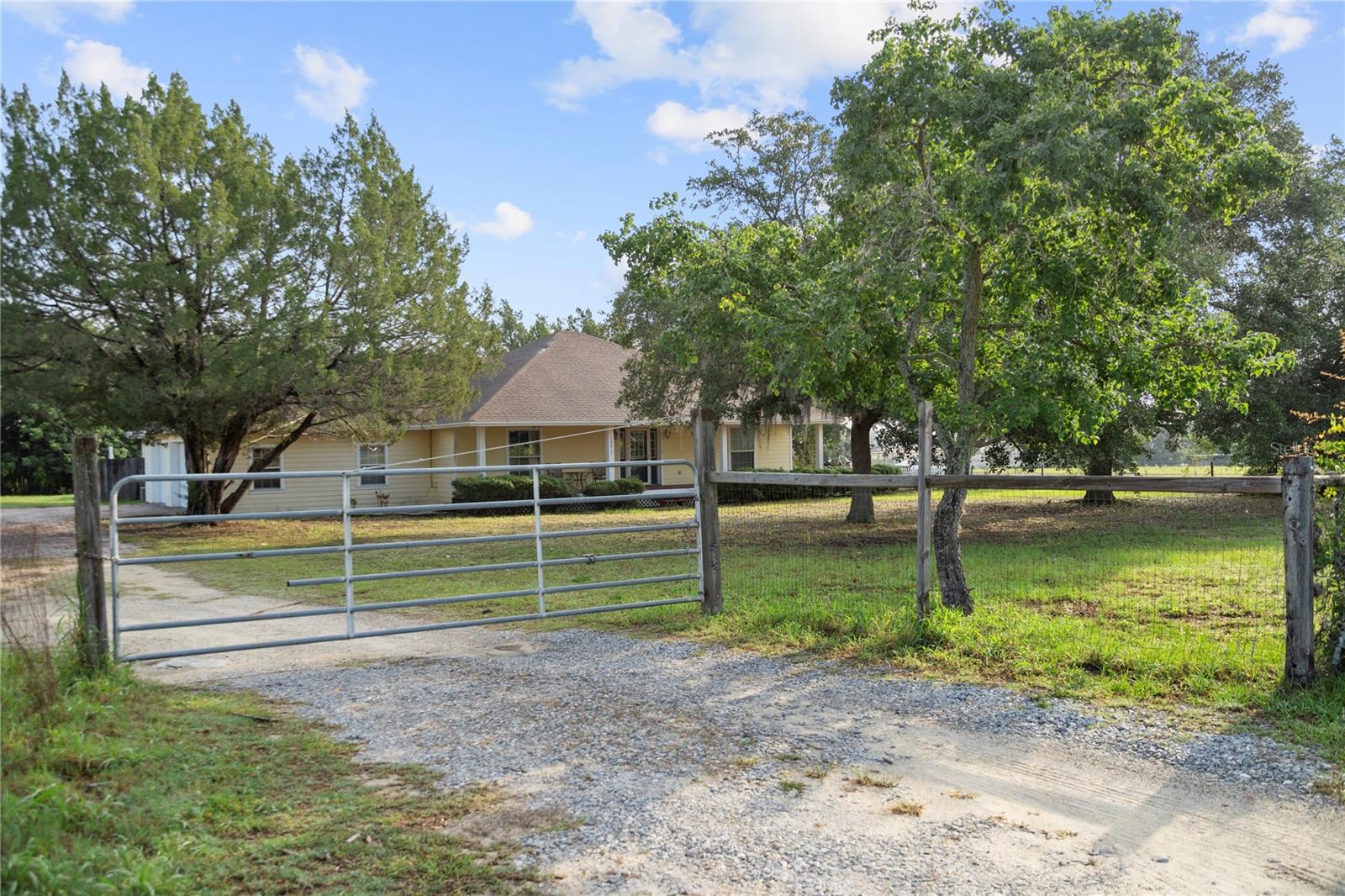 16017 JOHNS LAKE RD, CLERMONT, FL — photo 97