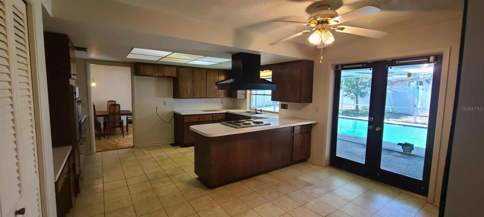 3717 MCKAY CREEK DR, LARGO, FL — photo 7