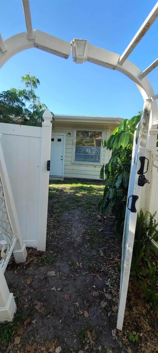 3717 MCKAY CREEK DR, LARGO, FL — photo 26