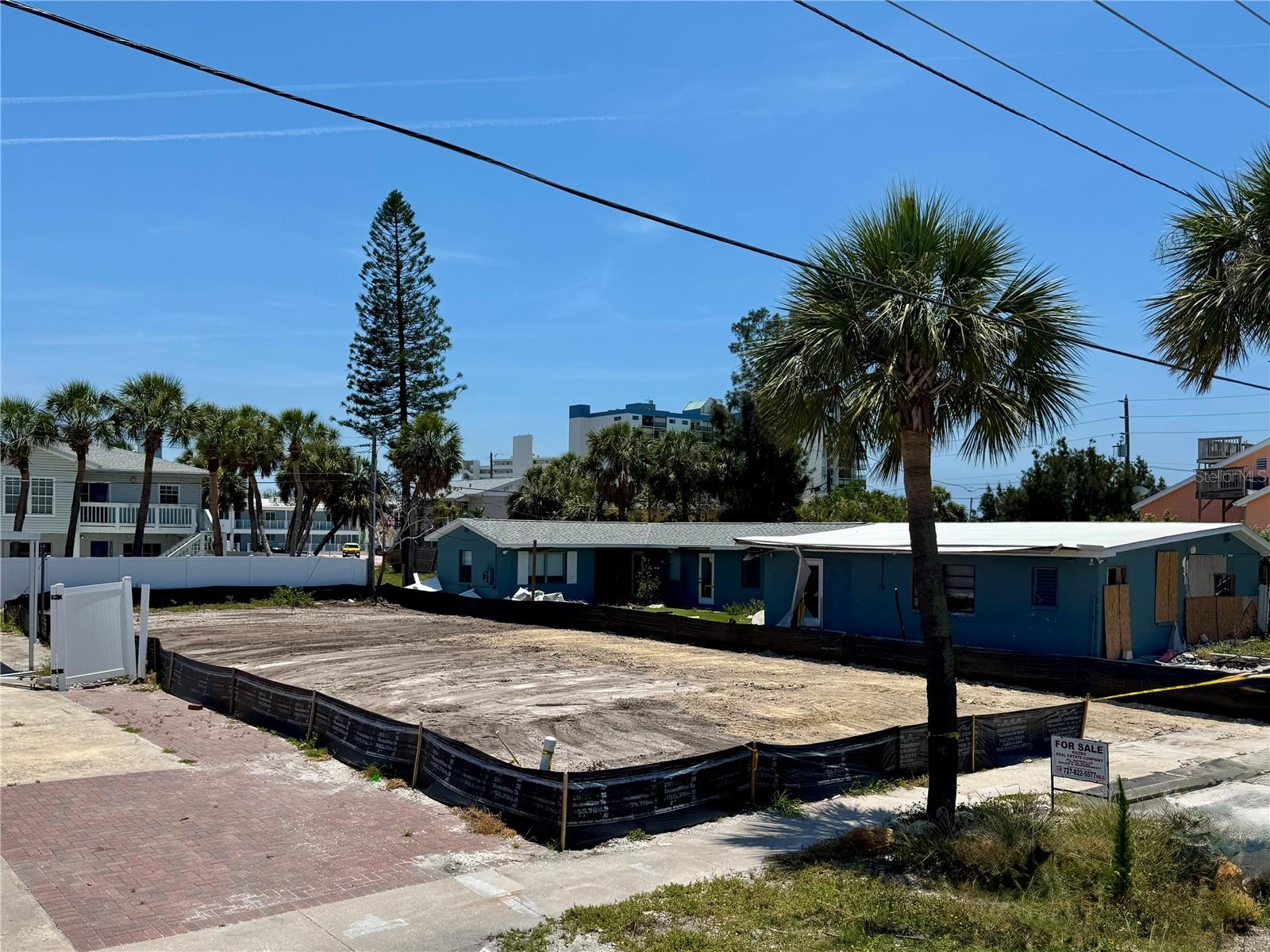 630 COREY AVE, ST PETE BEACH, FL — photo 3