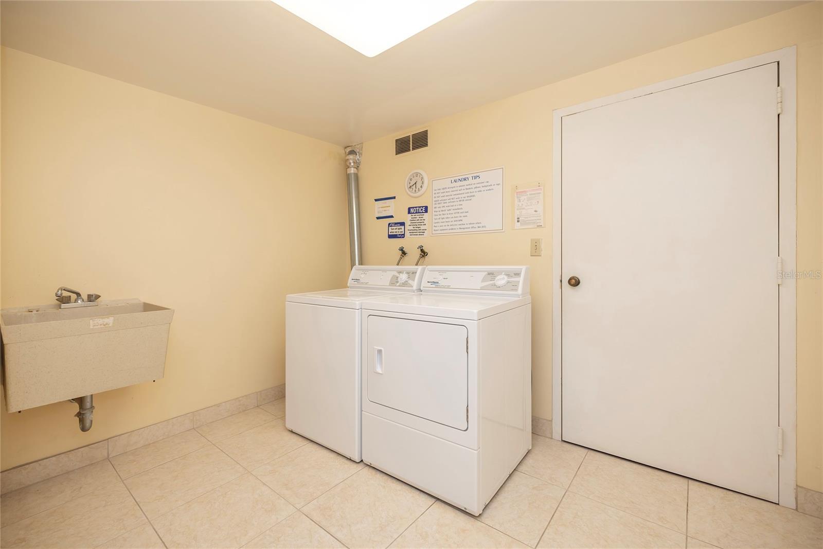 4900 BRITTANY DR S #613, ST PETERSBURG, FL — photo 46