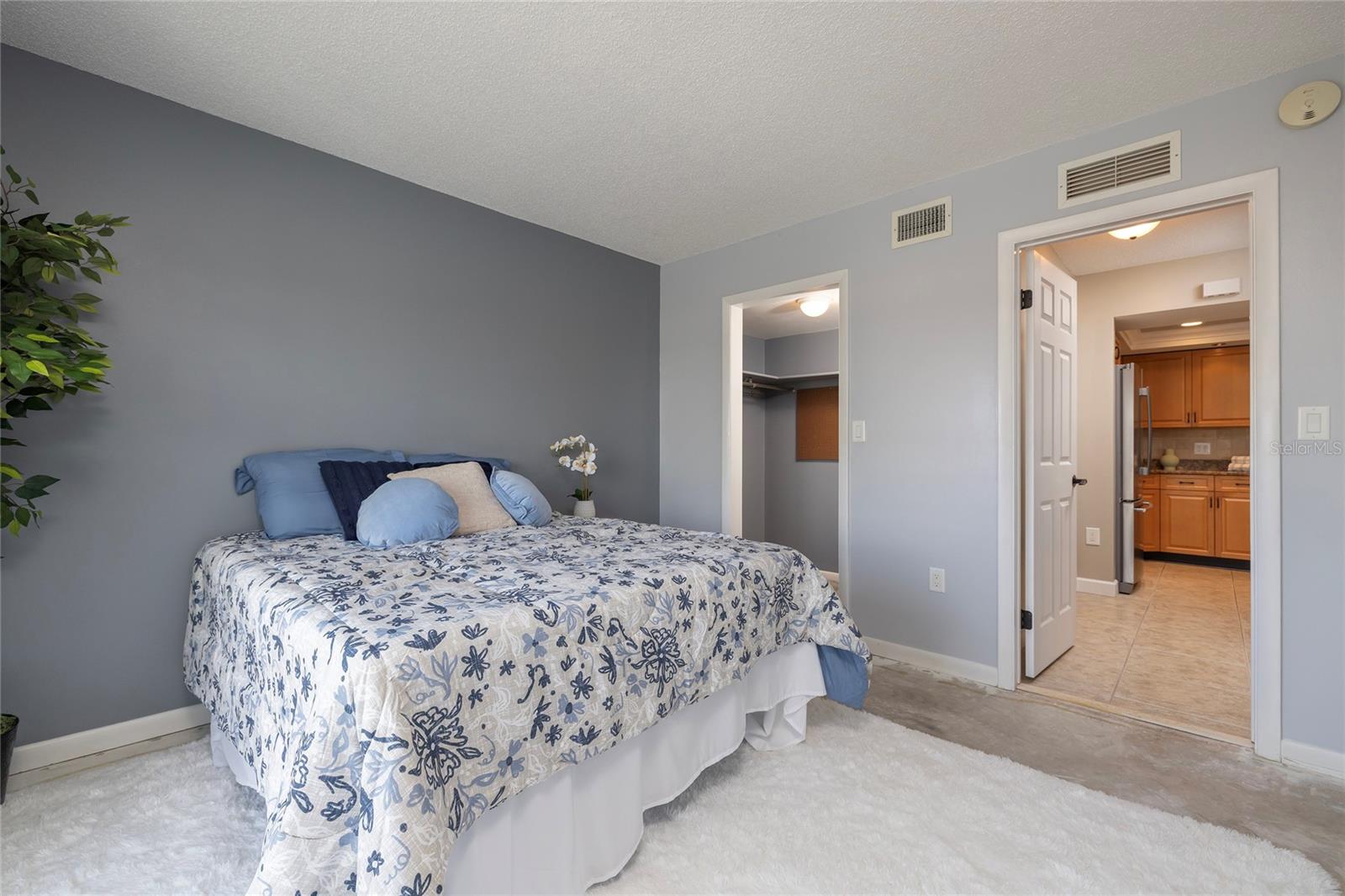 4900 BRITTANY DR S #613, ST PETERSBURG, FL — photo 21