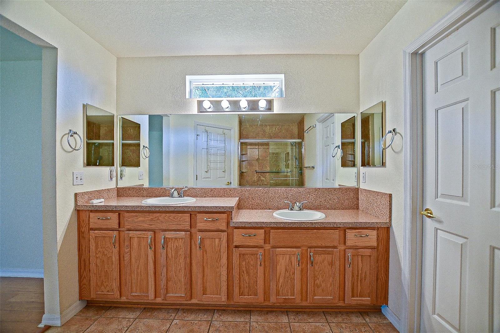 13863 SE 85TH CIR, SUMMERFIELD, FL — photo 49