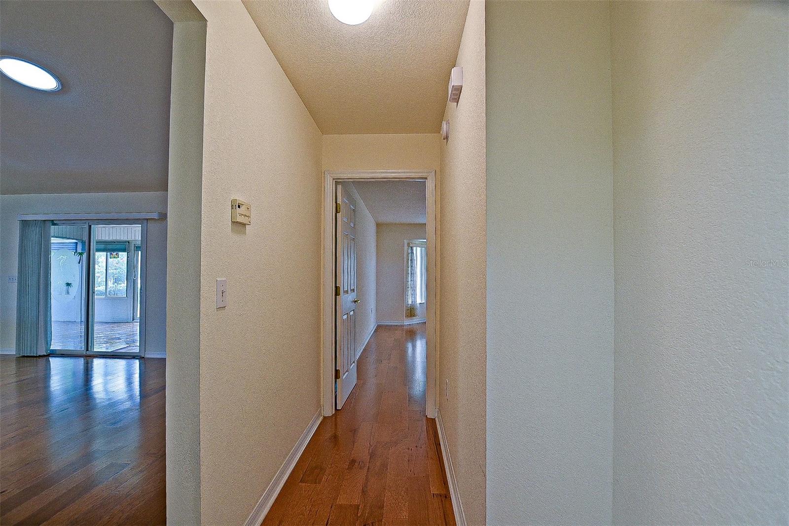 13863 SE 85TH CIR, SUMMERFIELD, FL — photo 38