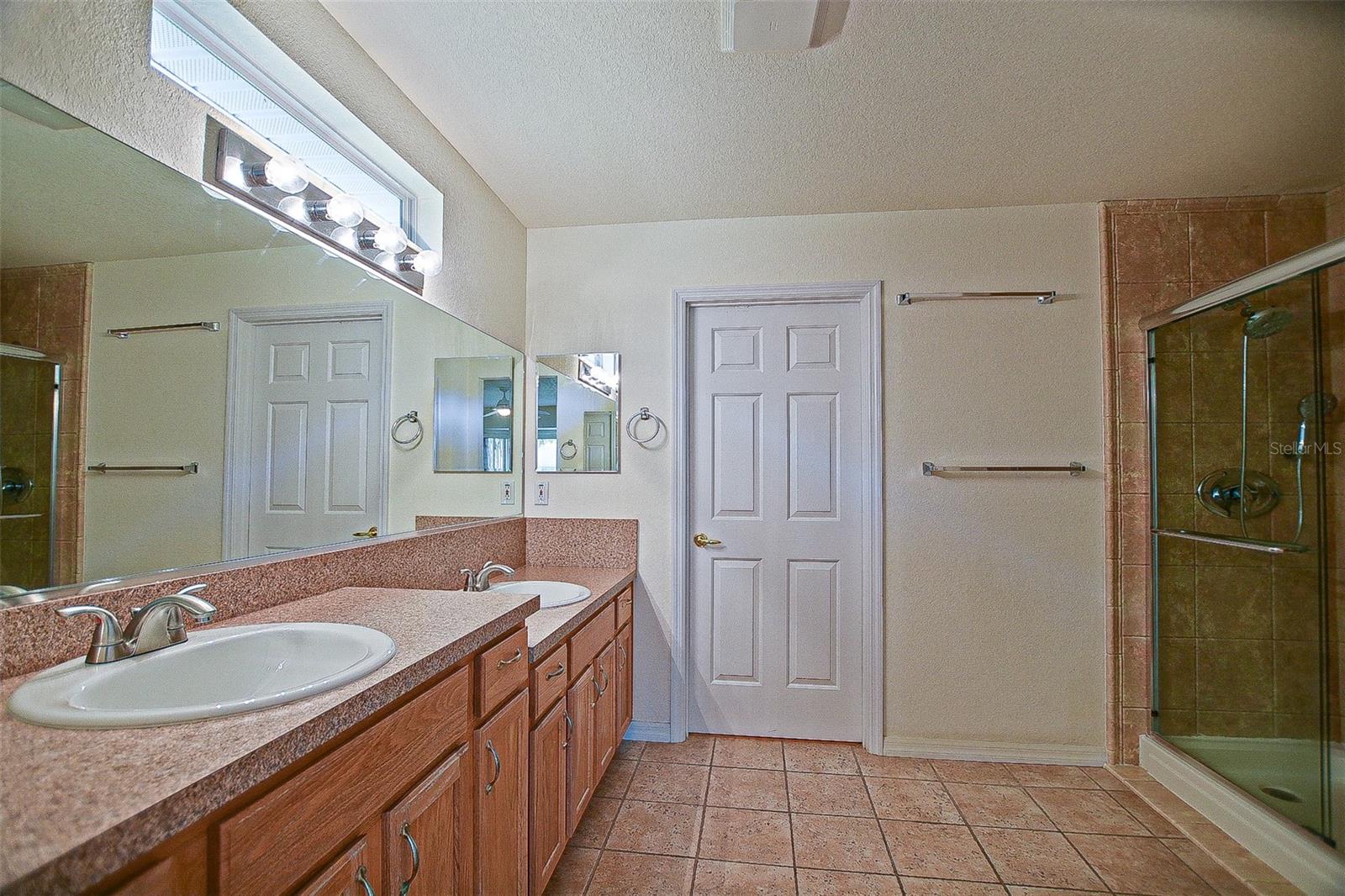 13863 SE 85TH CIR, SUMMERFIELD, FL — photo 47