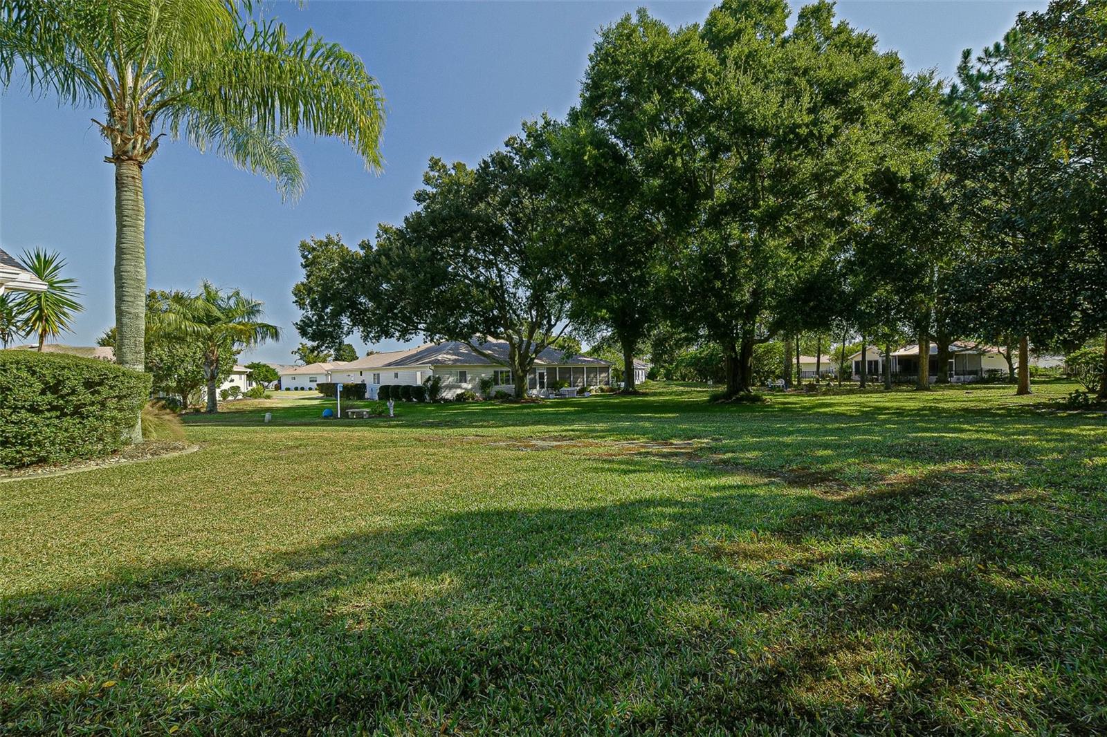 13863 SE 85TH CIR, SUMMERFIELD, FL — photo 4
