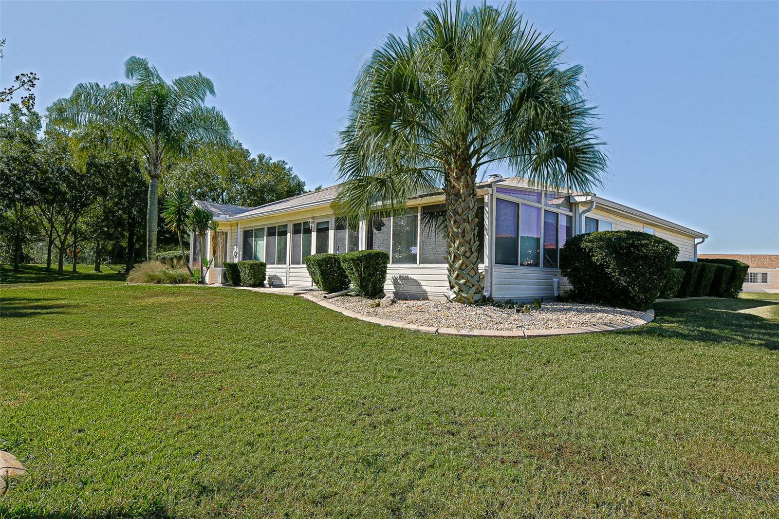 13863 SE 85TH CIR, SUMMERFIELD, FL — photo 8