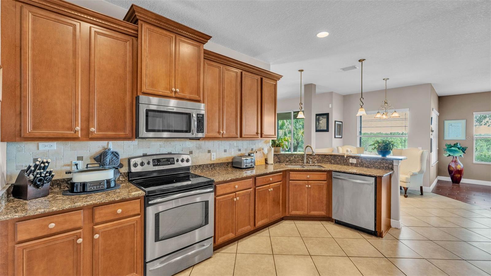 3980 SUNSET LAKE DR, LAKELAND, FL — photo 9