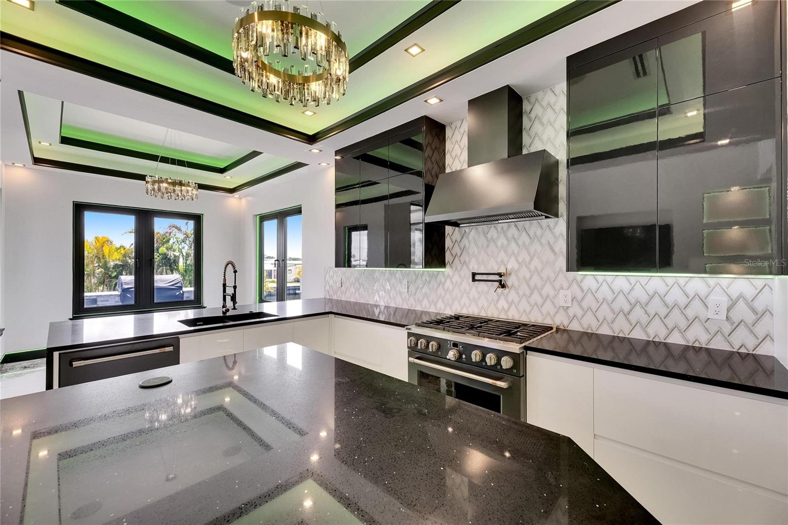 6526 SIMONE SHORES CIR, APOLLO BEACH, FL — photo 22