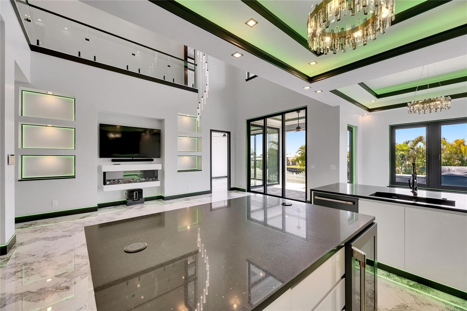 6526 SIMONE SHORES CIR, APOLLO BEACH, FL — photo 23
