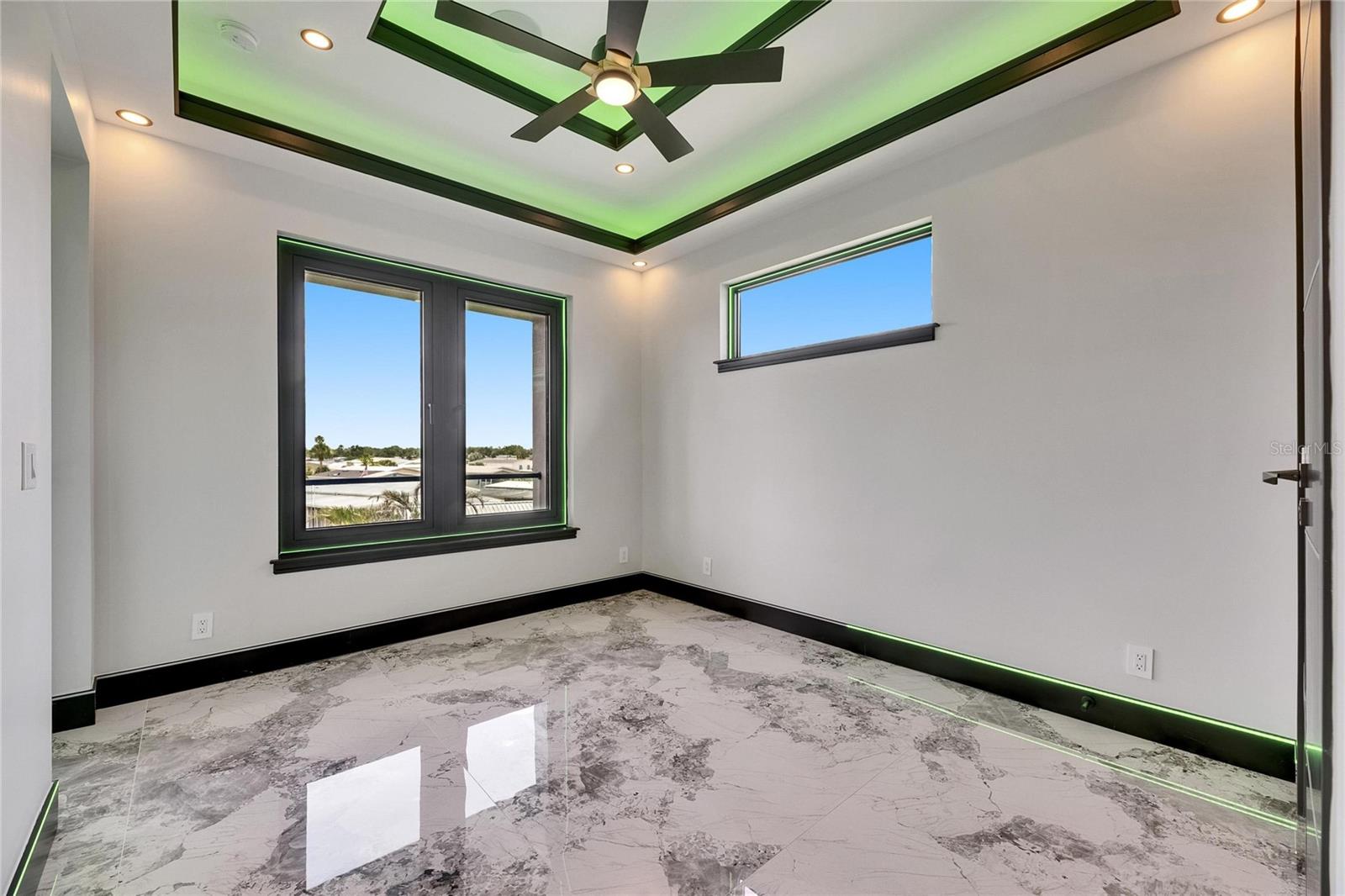 6526 SIMONE SHORES CIR, APOLLO BEACH, FL — photo 52