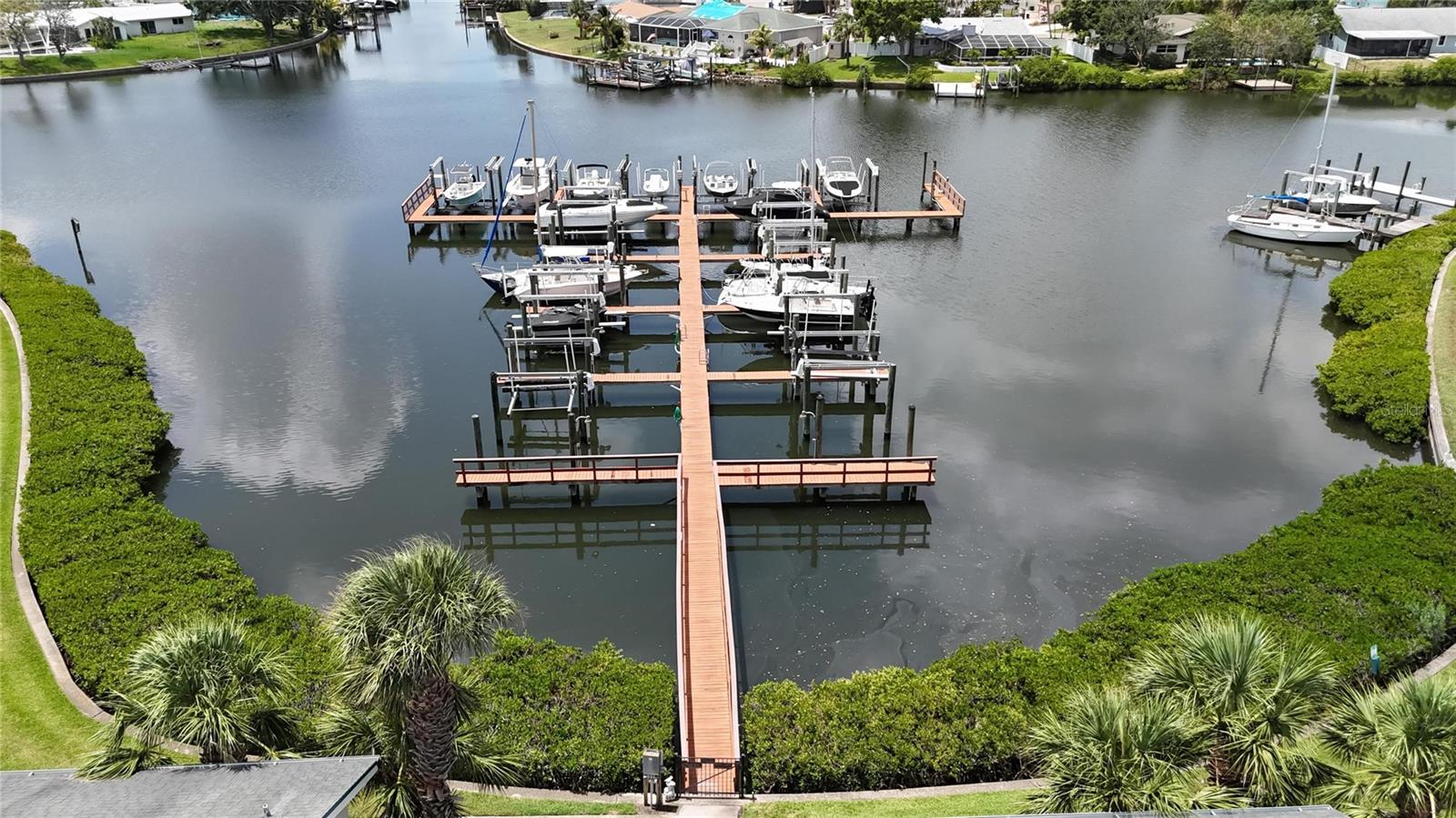 644 YARDARM DR #22, APOLLO BEACH, FL — photo 50