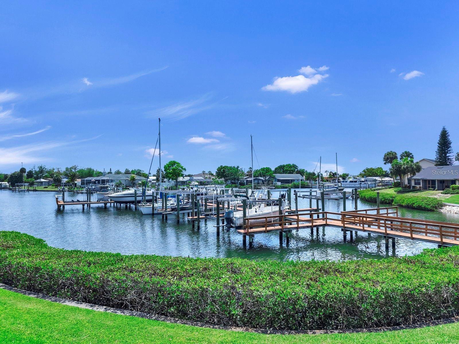 644 YARDARM DR #22, APOLLO BEACH, FL — photo 54