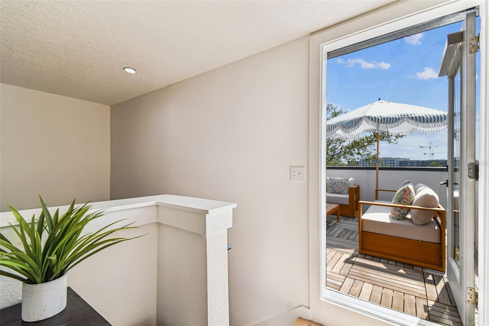 1218 E KAY ST #21, TAMPA, FL — photo 61