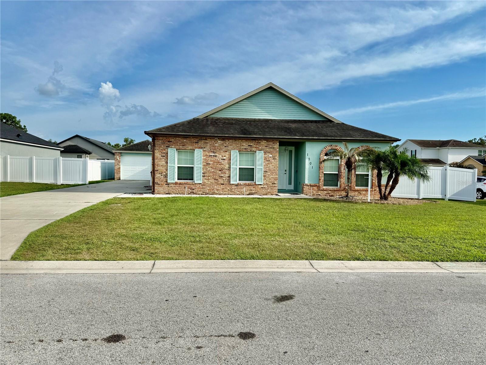 1201 LAVENDER JEWEL CT, PLANT CITY, FL