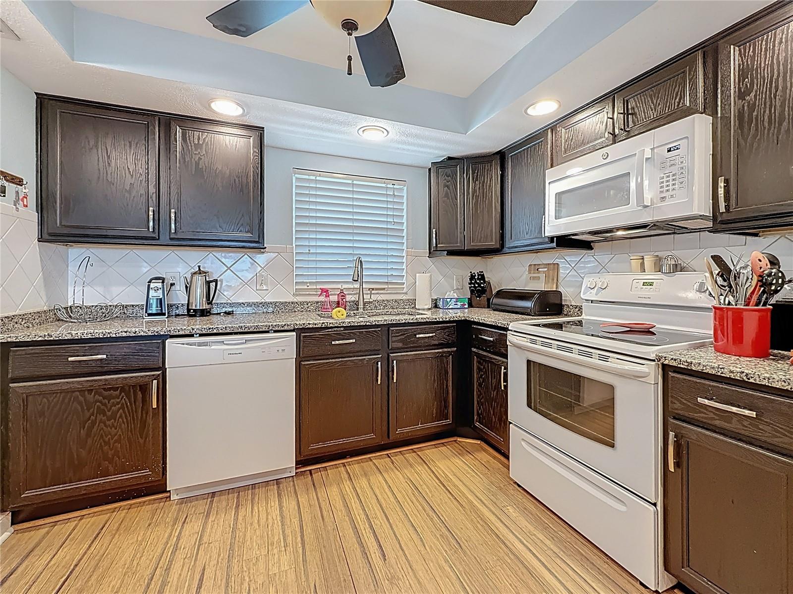 4725 COVE CIRCLE #908, ST PETERSBURG, FL — photo 16