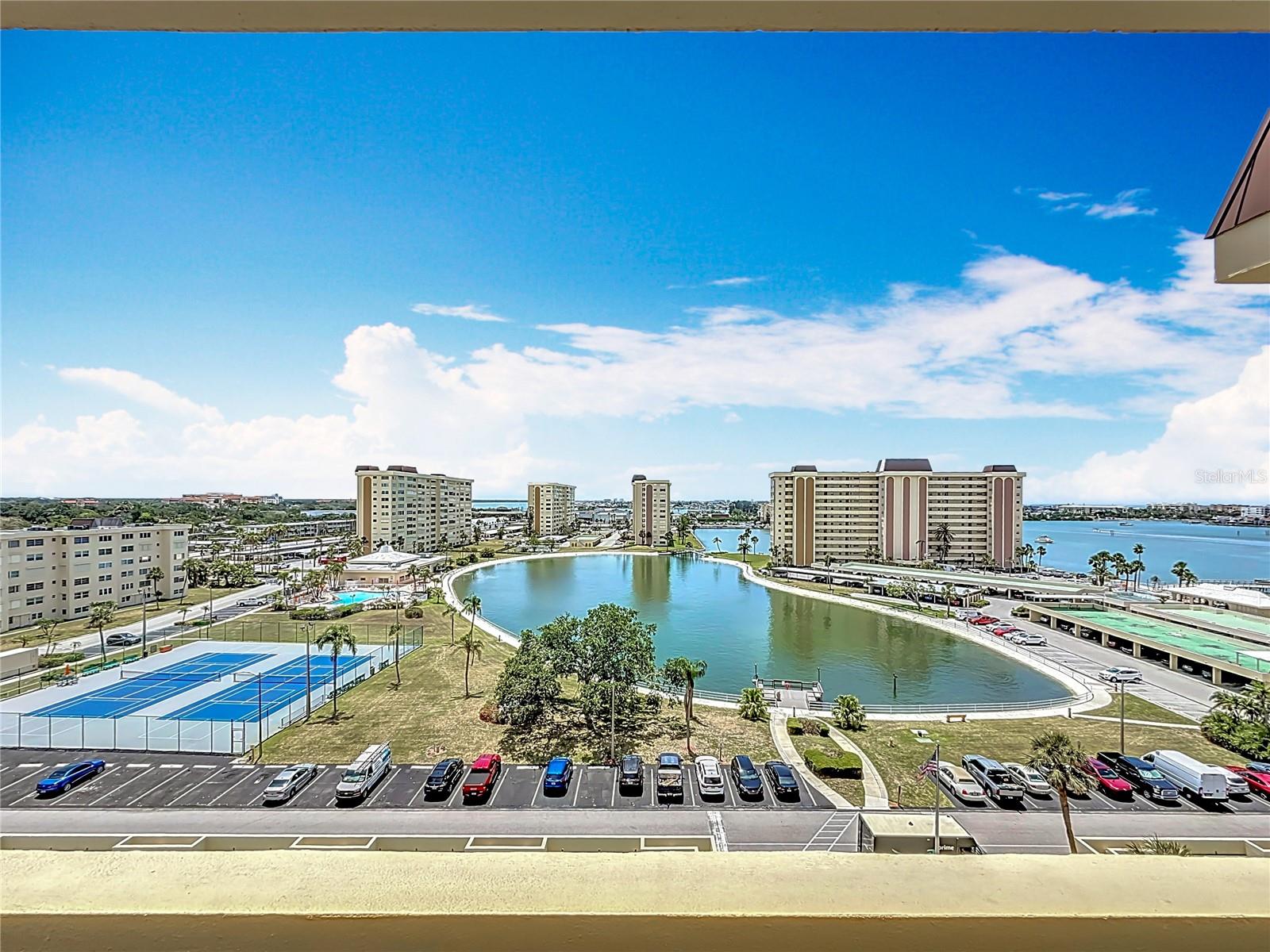 4725 COVE CIRCLE #908, ST PETERSBURG, FL — photo 37