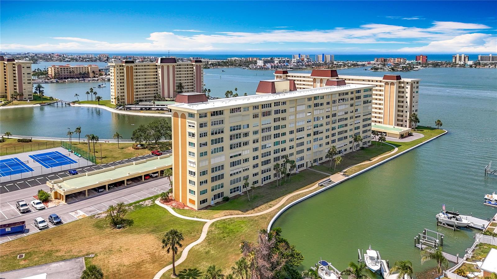 4725 COVE CIRCLE #908, ST PETERSBURG, FL — photo 43