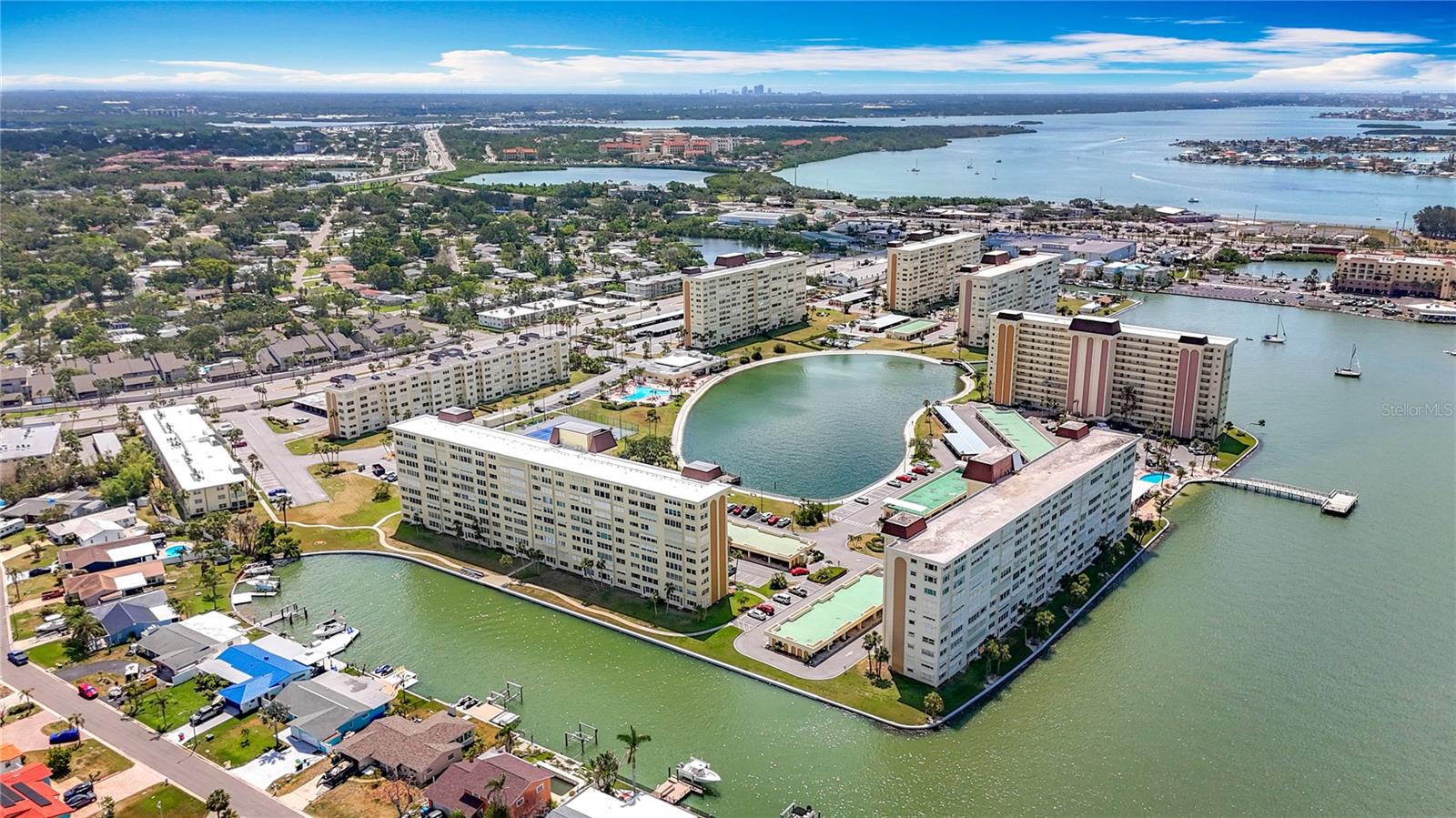 4725 COVE CIRCLE #908, ST PETERSBURG, FL — photo 46