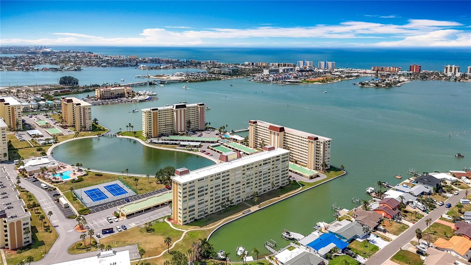 4725 COVE CIRCLE #908, ST PETERSBURG, FL — photo 47