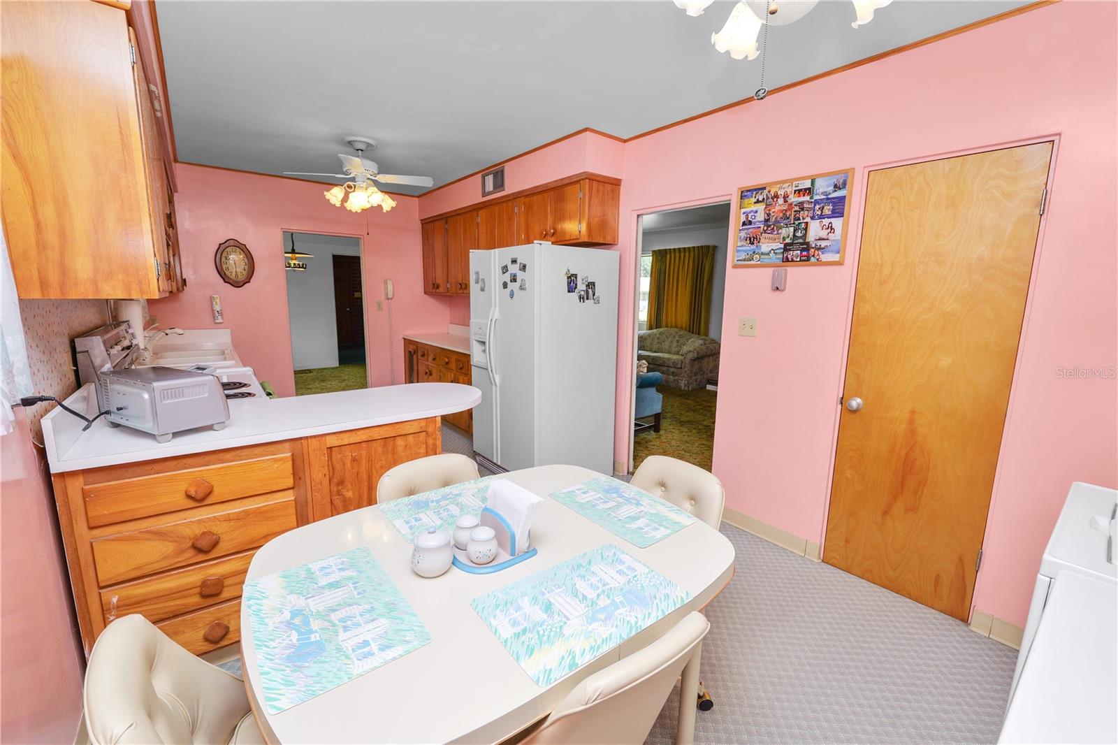 111 E ORANGE ST, DAVENPORT, FL — photo 16