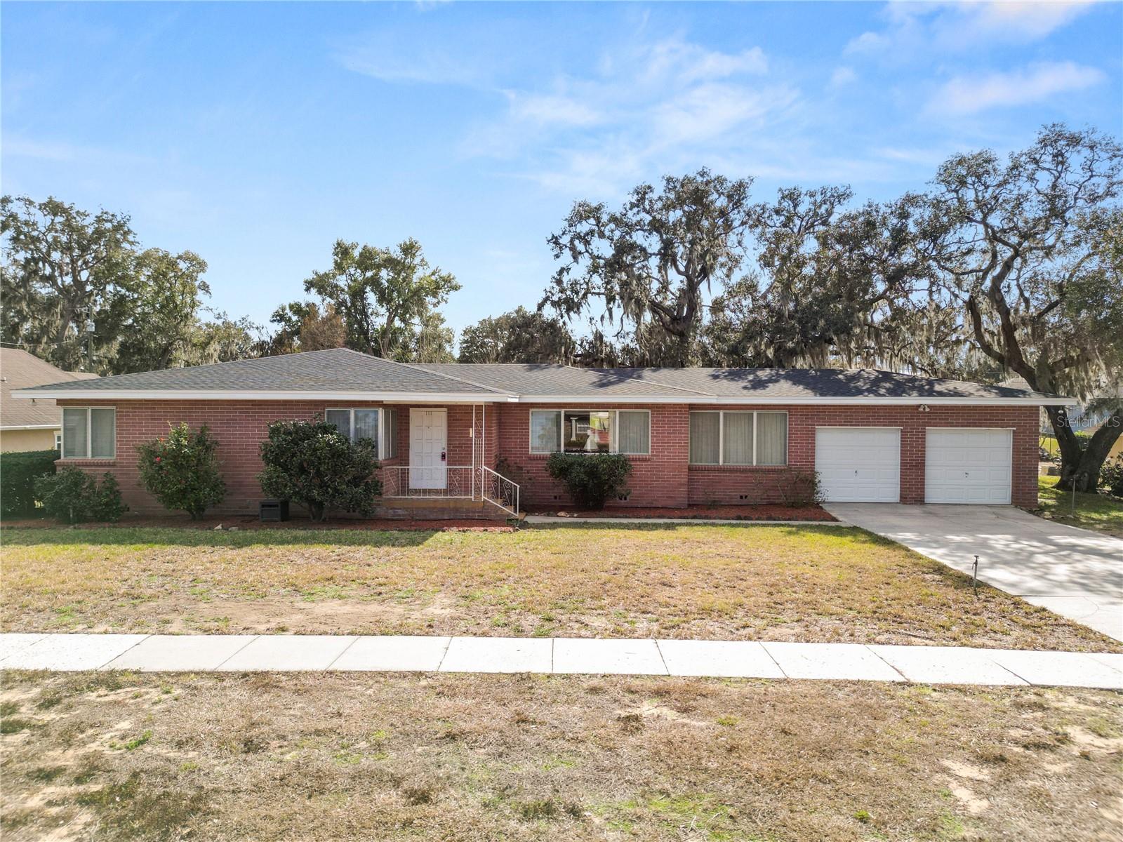 111 E ORANGE ST, DAVENPORT, FL