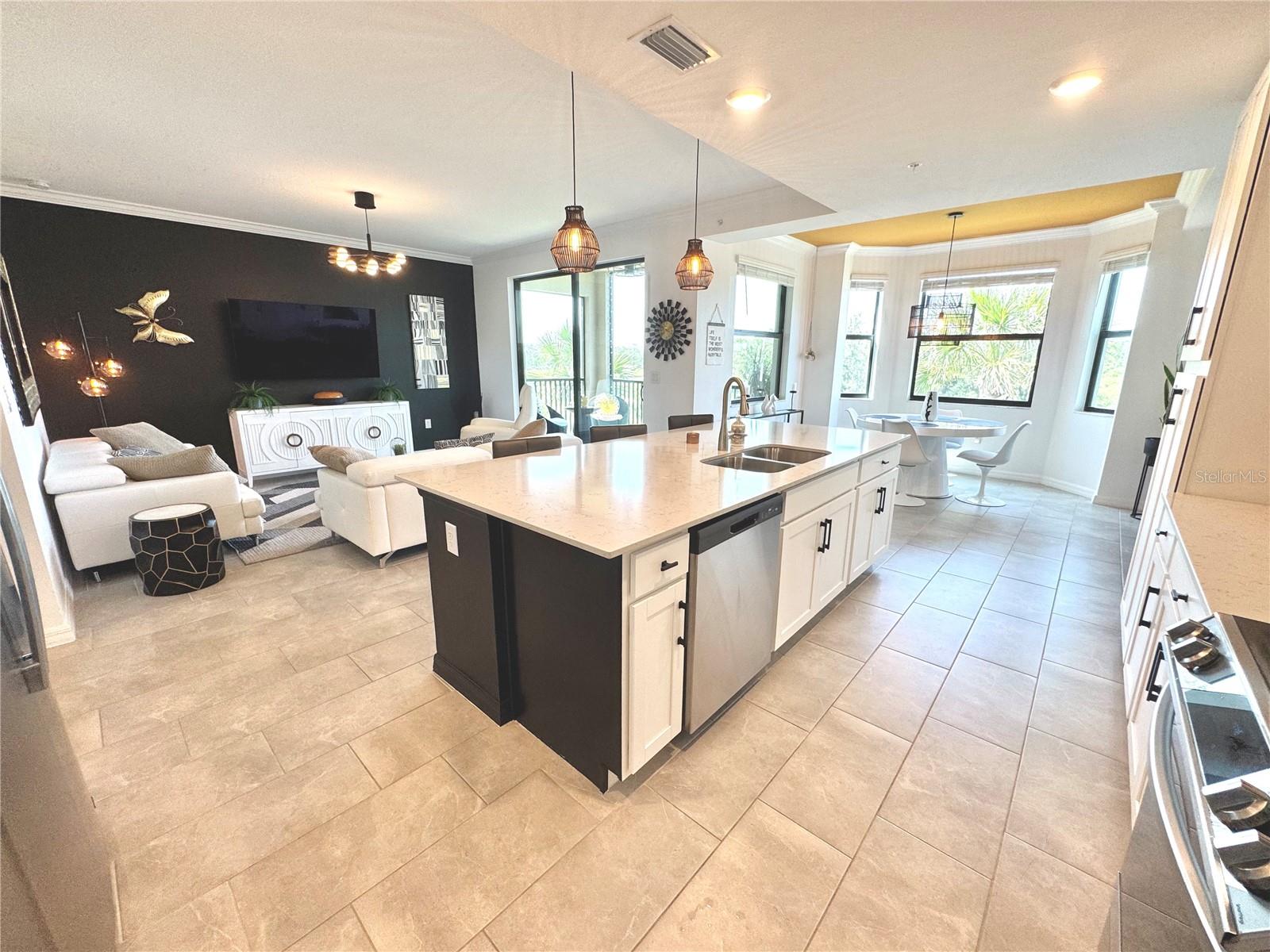 18028 GAWTHROP DR #303, BRADENTON, FL — photo 16