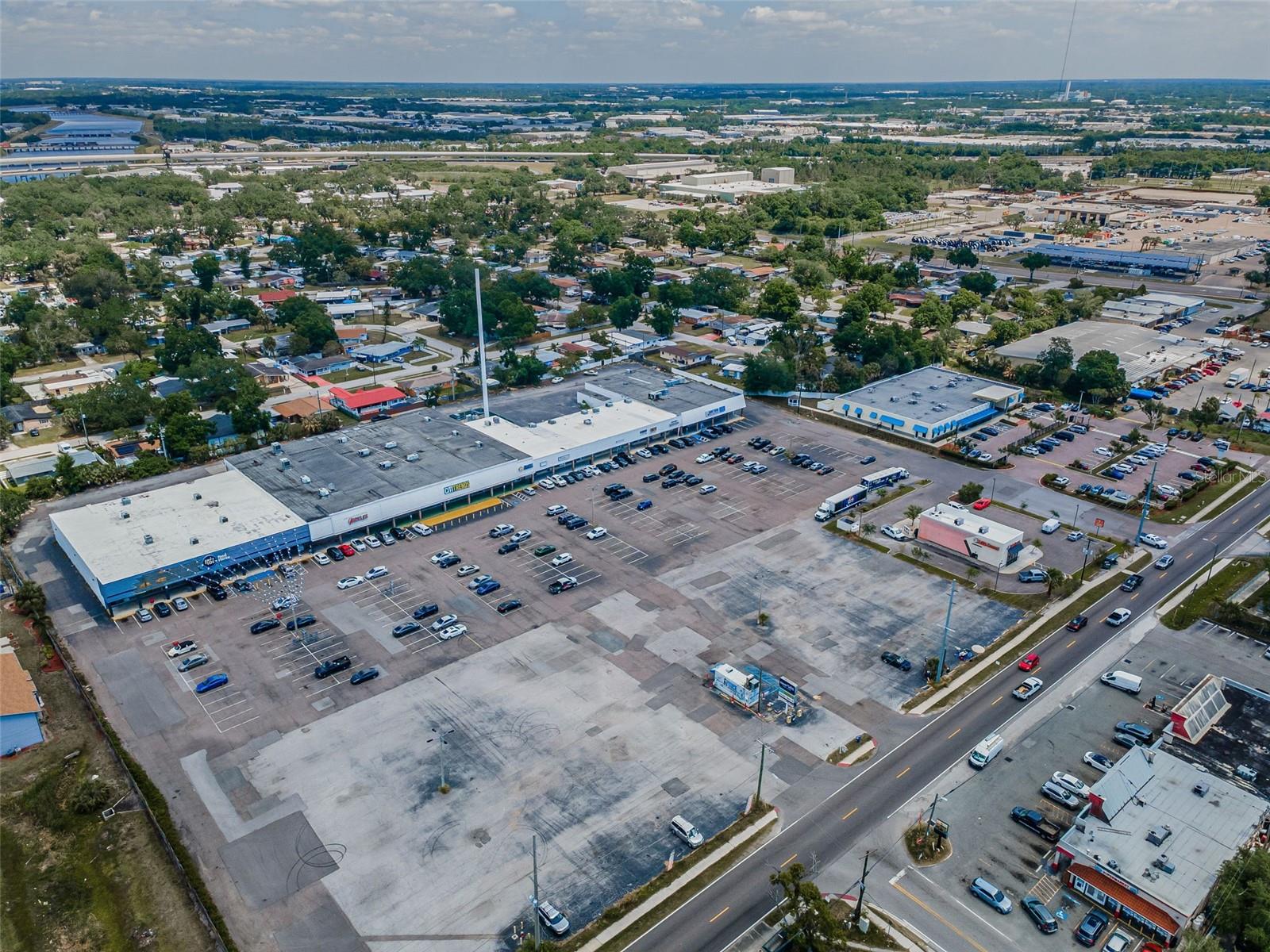 7430 PALM RIVER RD, TAMPA, FL — photo 19