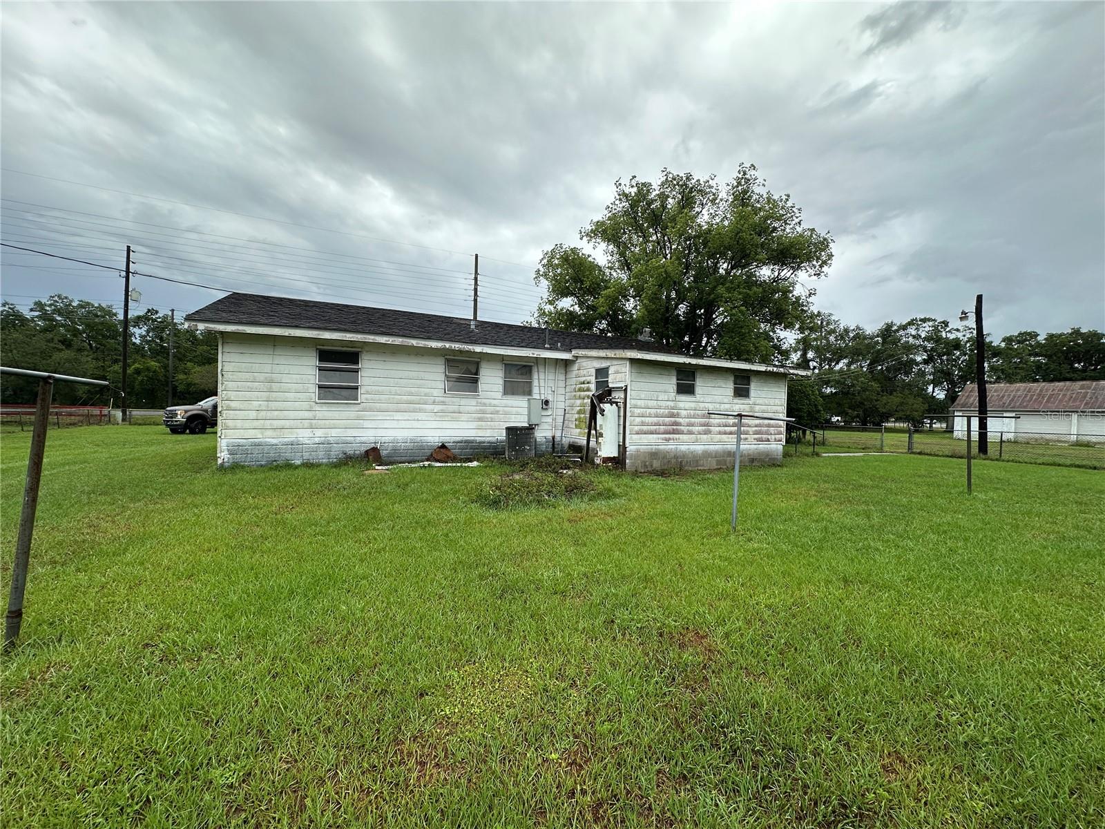 1886 PLEASANT HILL RD, KISSIMMEE, FL — photo 11