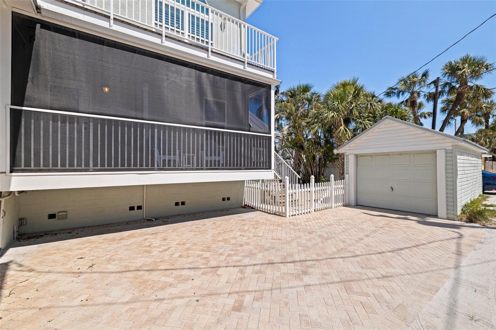 106 7TH AVE, ST PETE BEACH, FL — photo 35