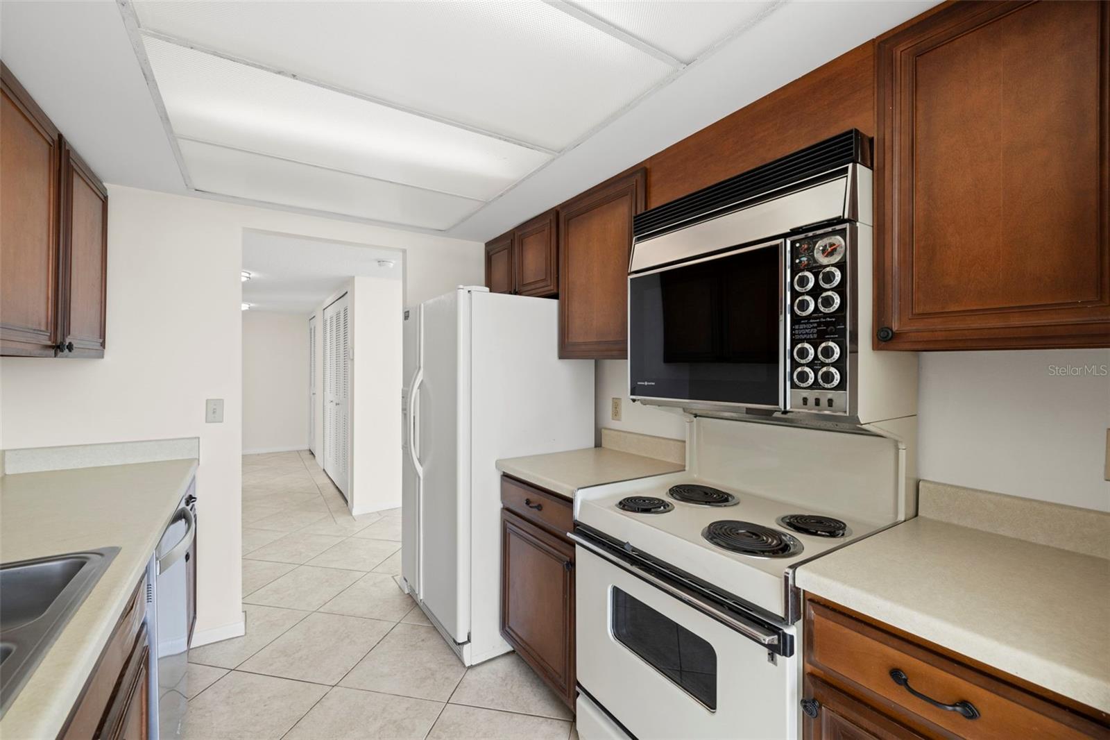 9425 BLIND PASS RD #1008, ST PETE BEACH, FL — photo 16