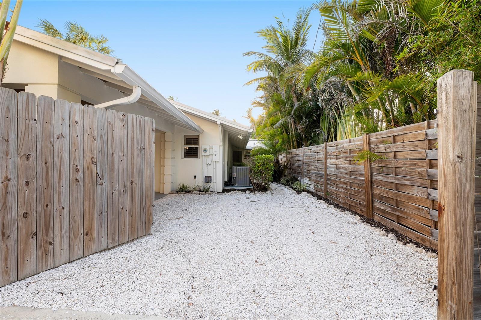 350 GILCHRIST AVE, BOCA GRANDE, FL — photo 37