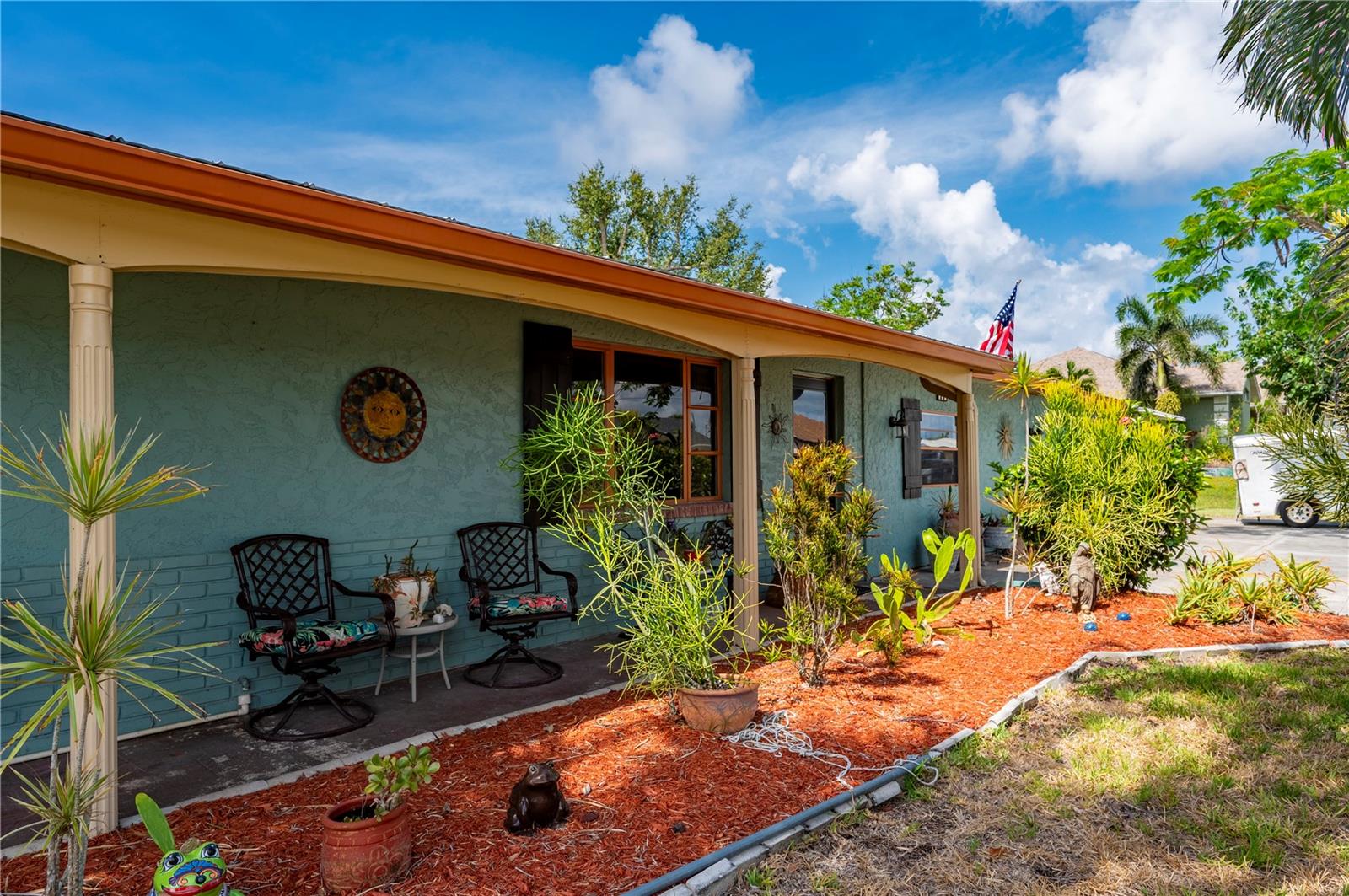 611 BONITA CT, PUNTA GORDA, FL — photo 3