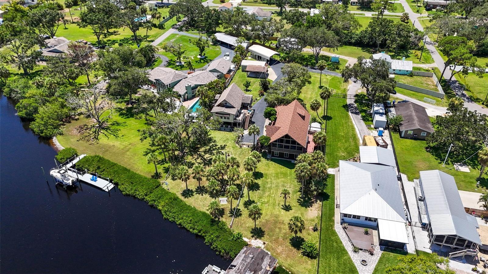 606 DICKMAN DR SW, RUSKIN, FL — photo 32