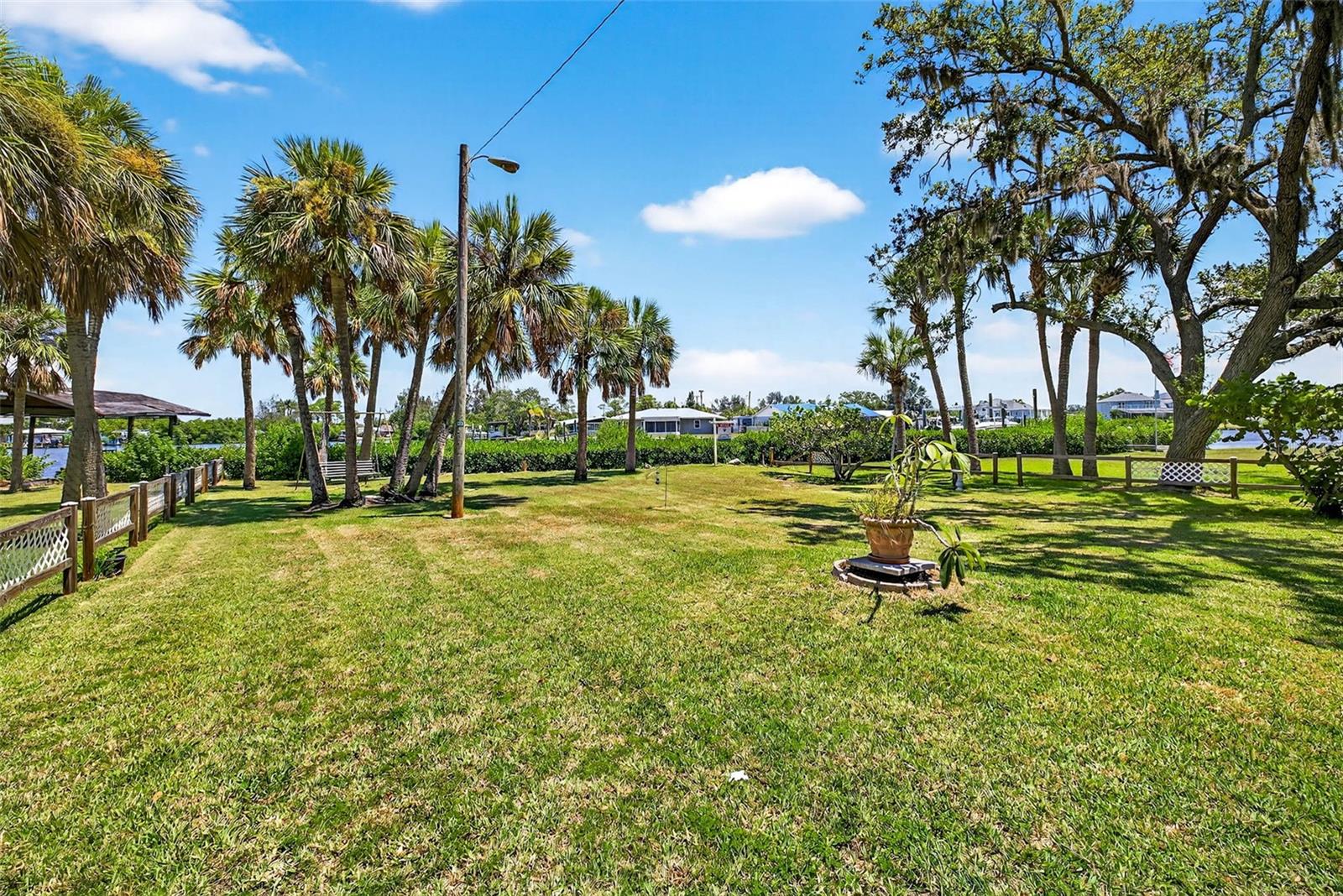 606 DICKMAN DR SW, RUSKIN, FL — photo 22