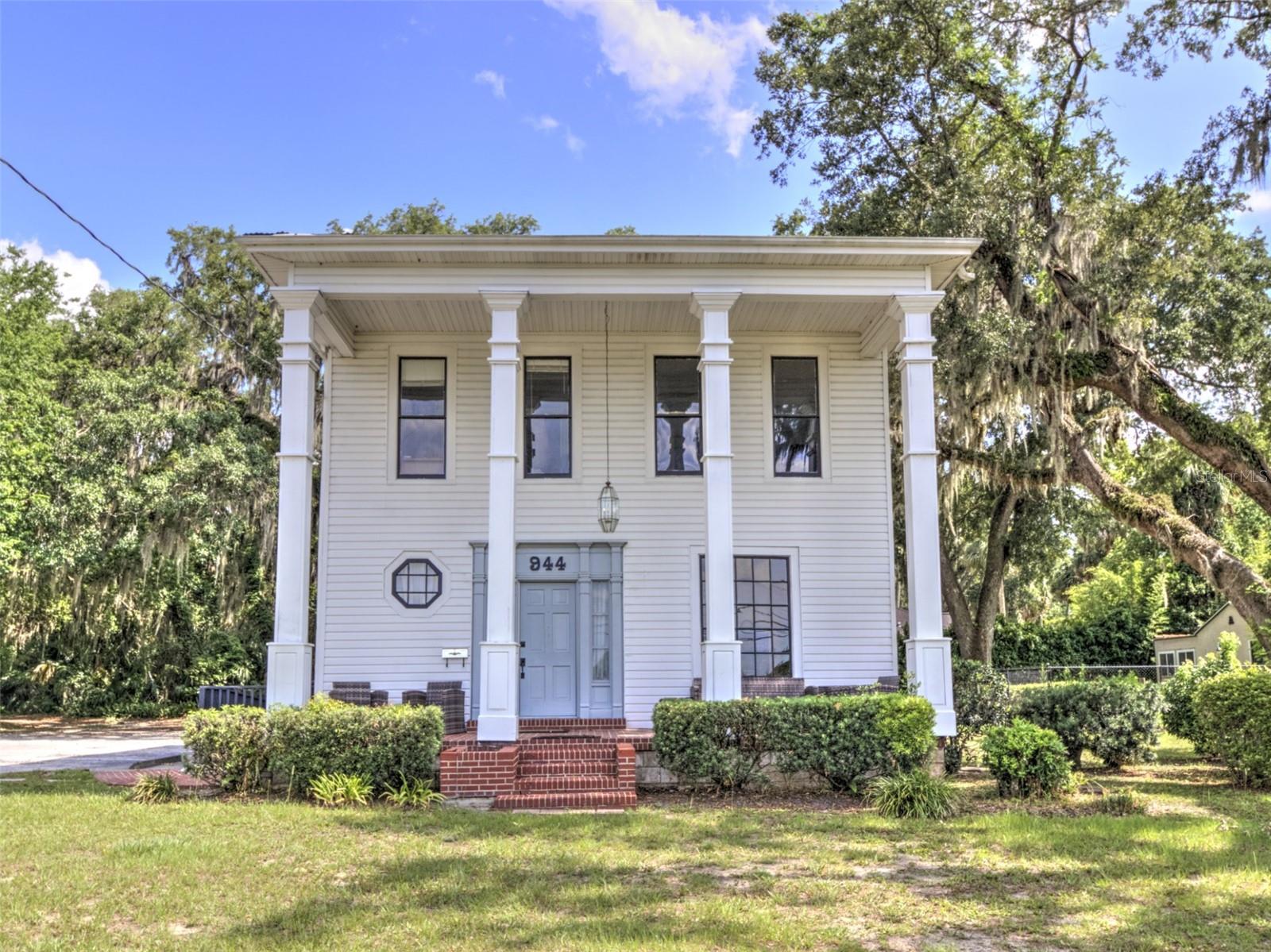 944 E SILVER SPRINGS BLVD, OCALA, FL