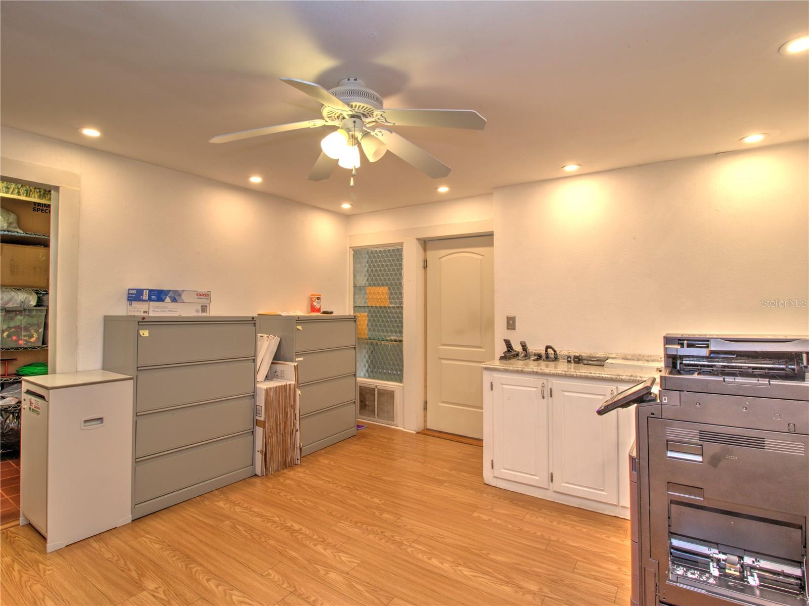 944 E SILVER SPRINGS BLVD, OCALA, FL — photo 15