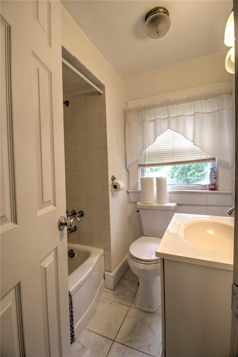 944 E SILVER SPRINGS BLVD, OCALA, FL — photo 34