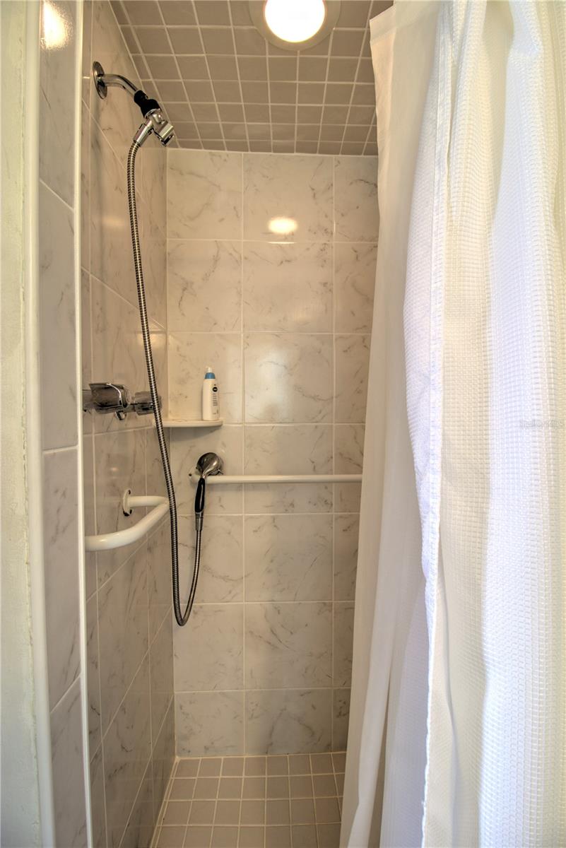 944 E SILVER SPRINGS BLVD, OCALA, FL — photo 28