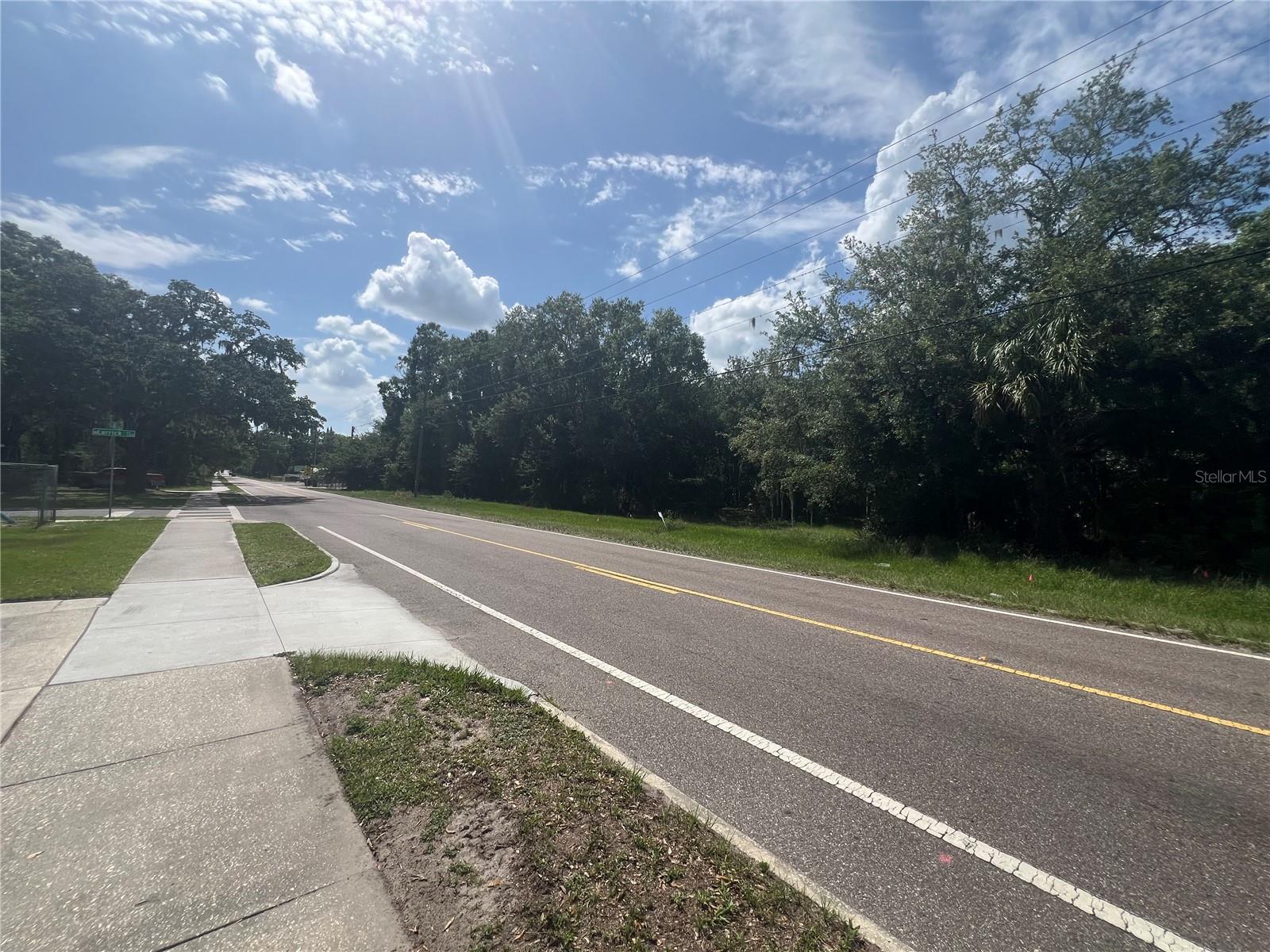 1308 E ALSOBROOK ST, PLANT CITY, FL — photo 12