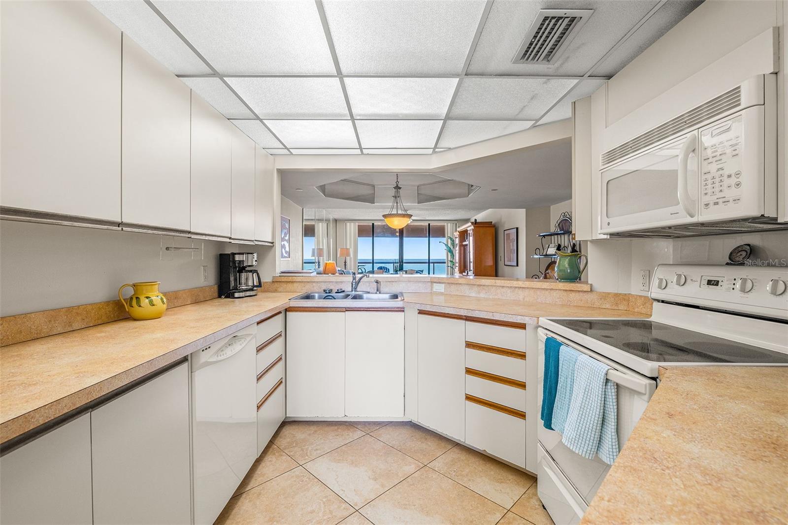 1310 GULF BLVD #10D, CLEARWATER BEACH, FL — photo 21