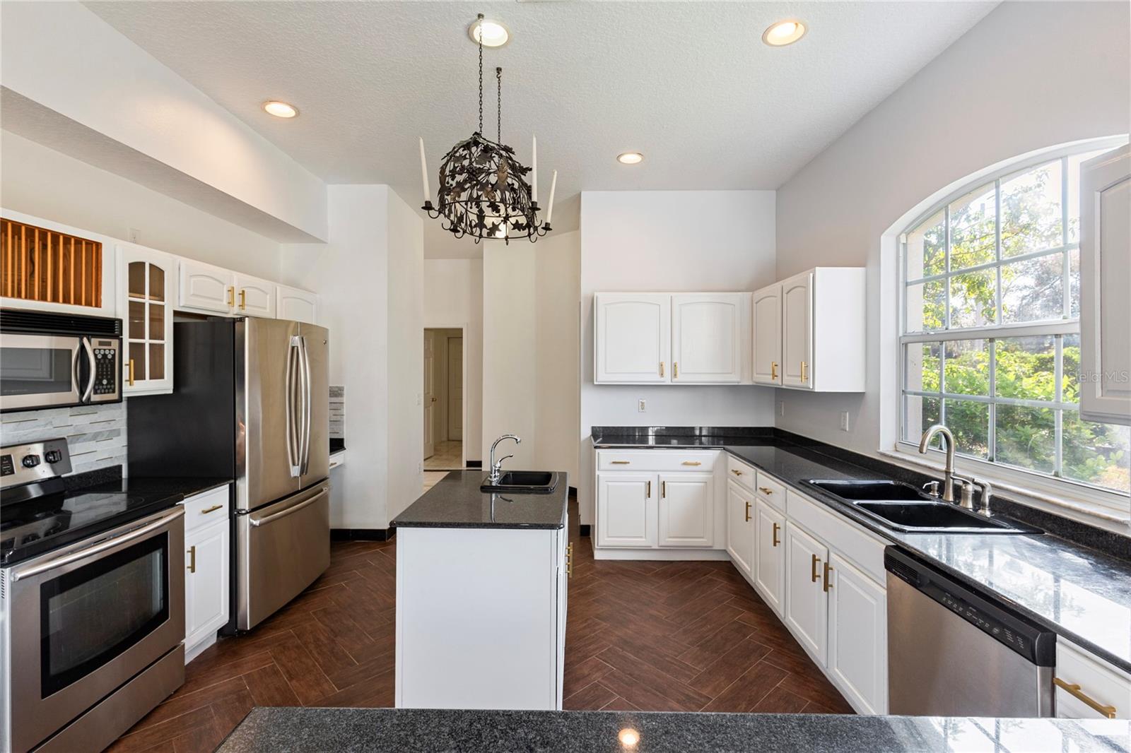 3062 SUTTON WOODS DR, PLANT CITY, FL — photo 11