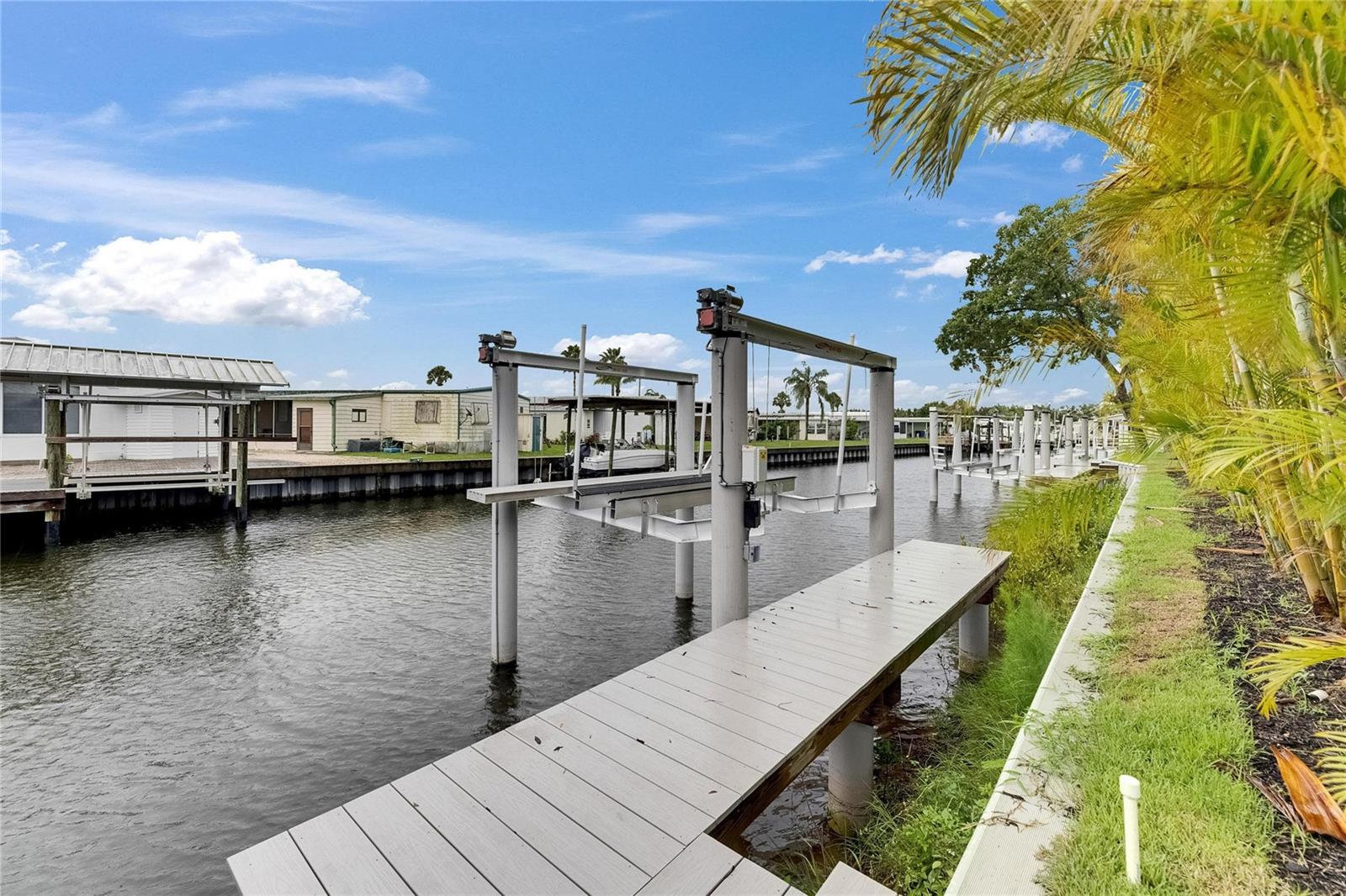 6528 SIMONE SHORES CIR, APOLLO BEACH, FL — photo 2