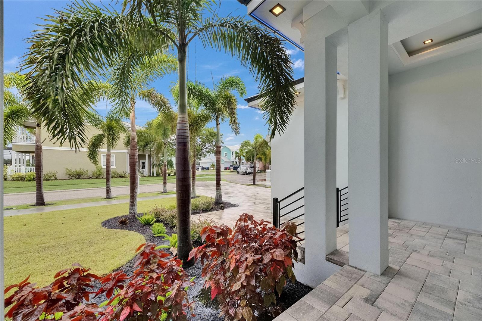 6528 SIMONE SHORES CIR, APOLLO BEACH, FL — photo 14