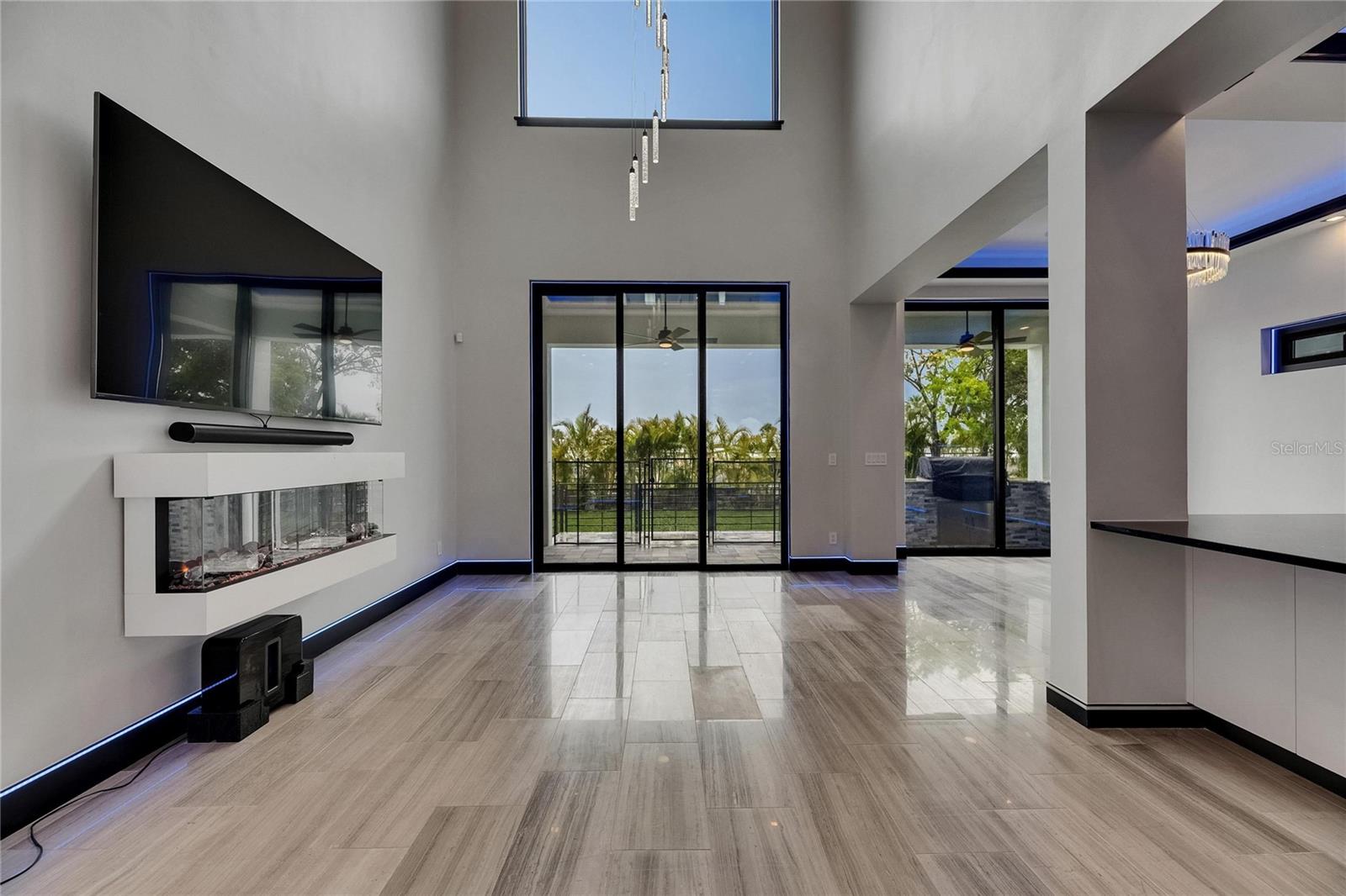 6528 SIMONE SHORES CIR, APOLLO BEACH, FL — photo 26
