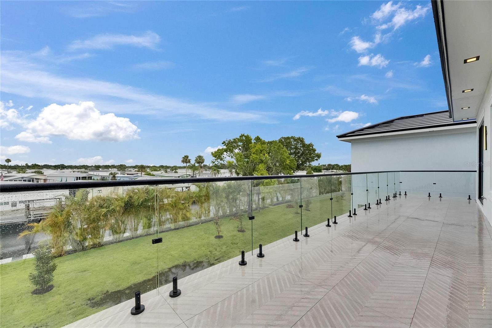 6528 SIMONE SHORES CIR, APOLLO BEACH, FL — photo 77