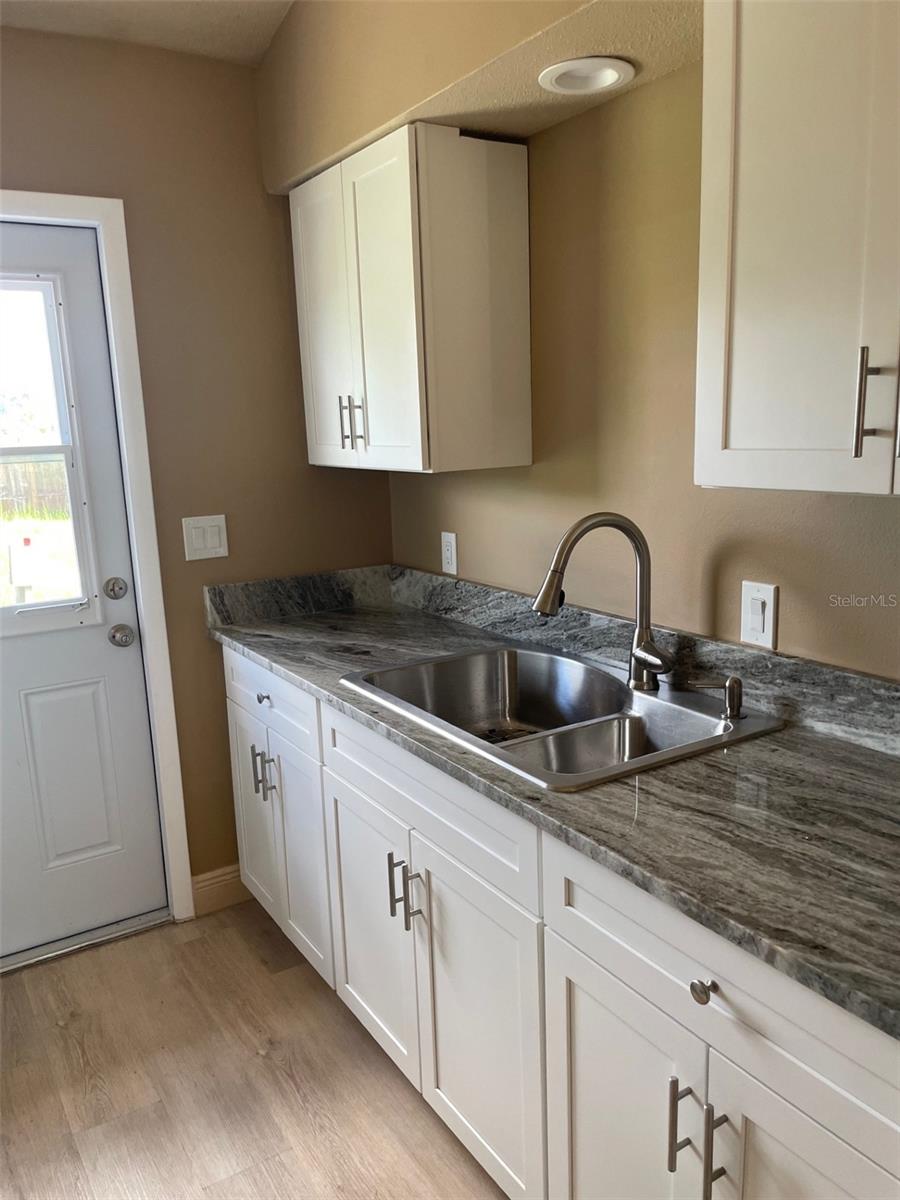 11248 PENDLETON AVE #A&B, ENGLEWOOD, FL — photo 10