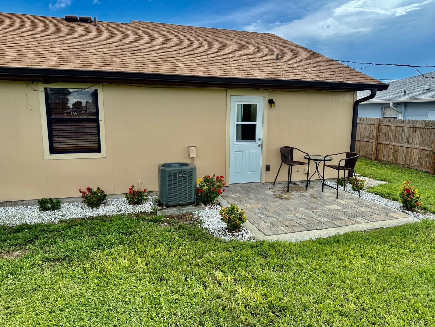 11248 PENDLETON AVE #A&B, ENGLEWOOD, FL — photo 15